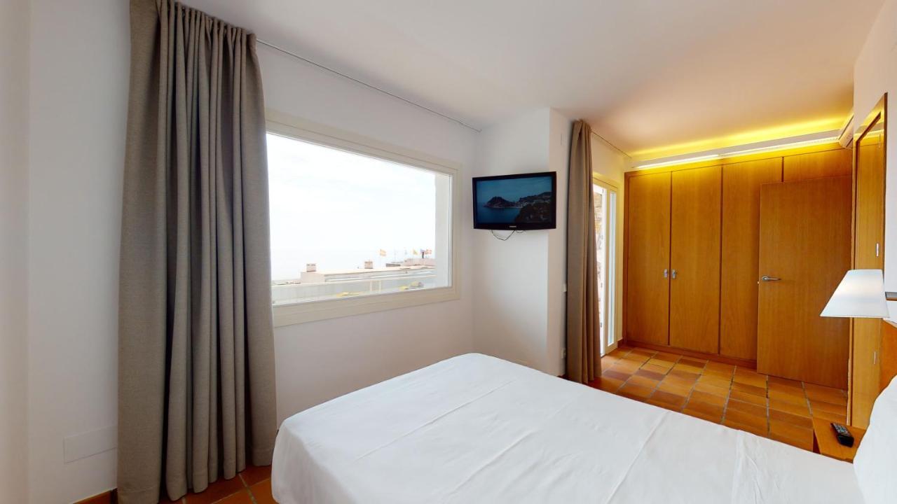 Mar Menuda By Reymar